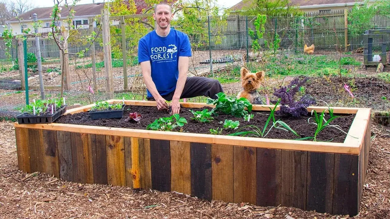 Pallet Raised Garden Bed