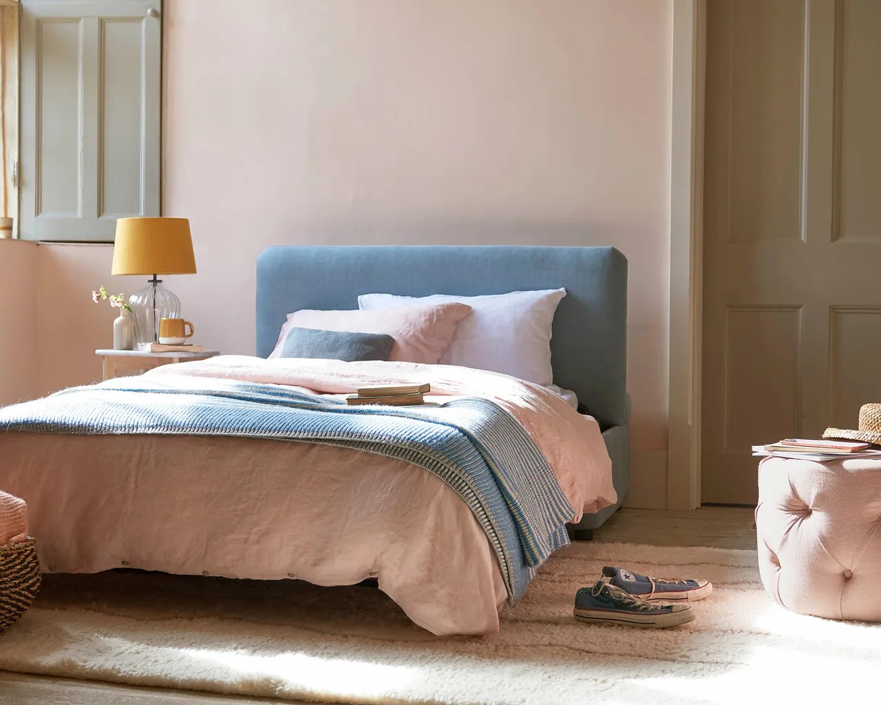 Pitch a pastel room to your partner