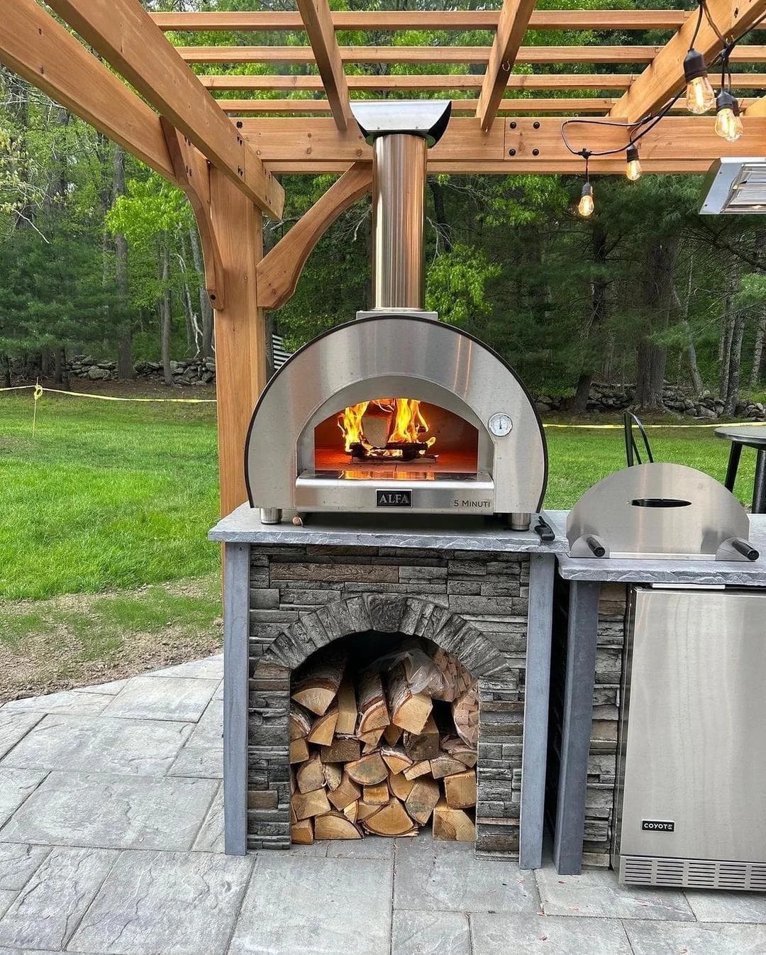 Pizza Oven Kitchen