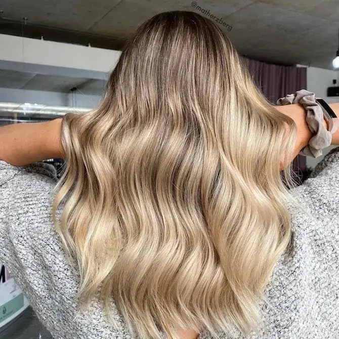 Shadow Root Blonde Balayage