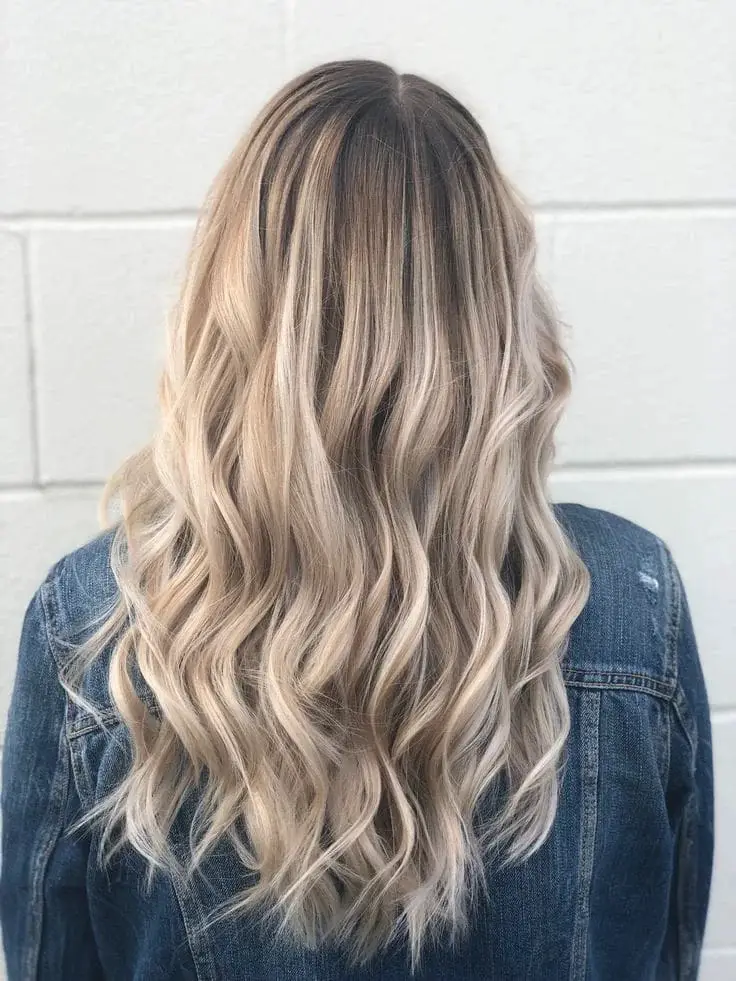 Champagne Blonde Balayage